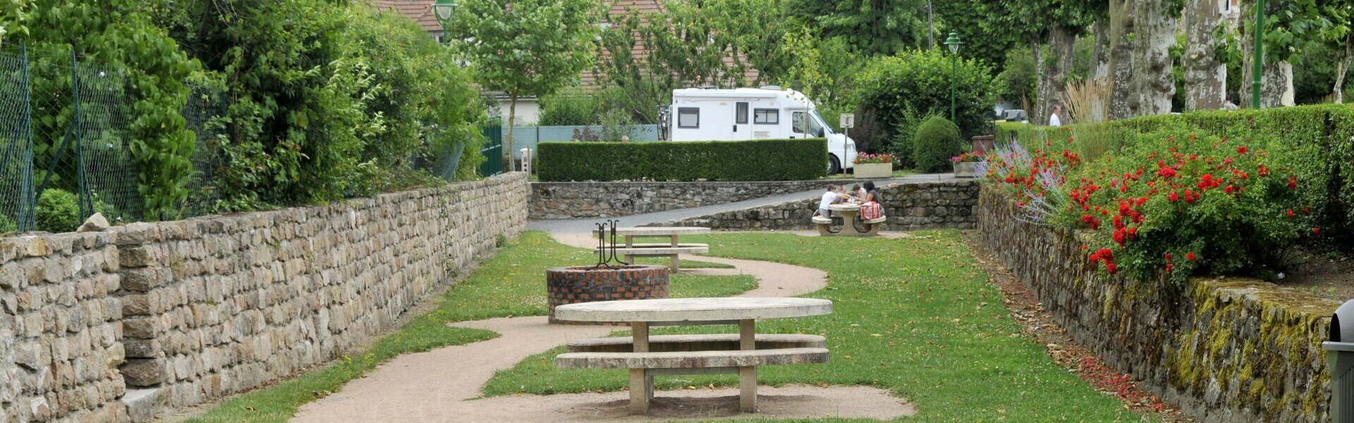 La mairie de Montmarault vous souhaite la bienvenue