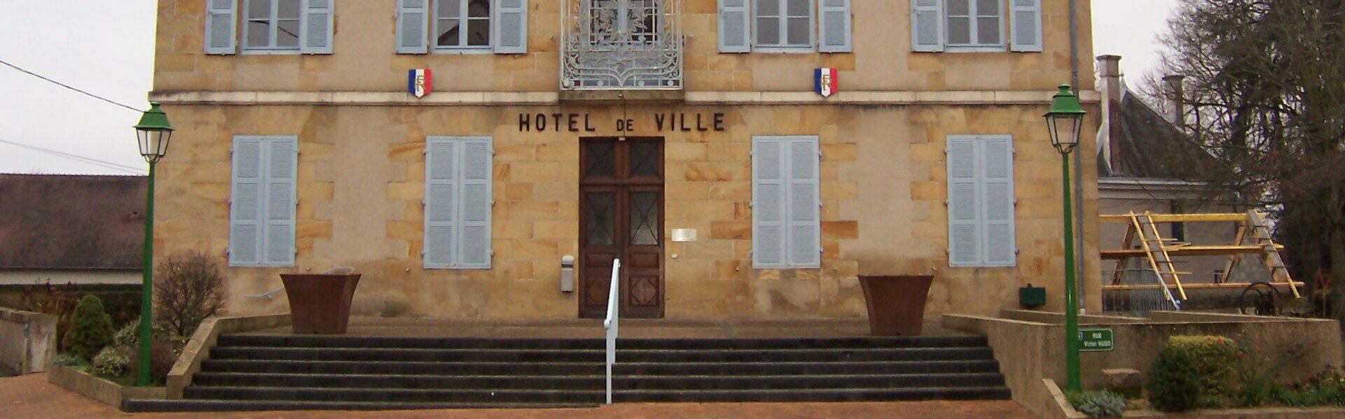 Liste des entreprises Mairie Montmarault Allier centre